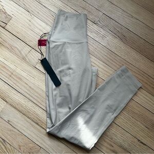 NWT‎ CARBON38 High Rise Legging in Melt tan medium 26”